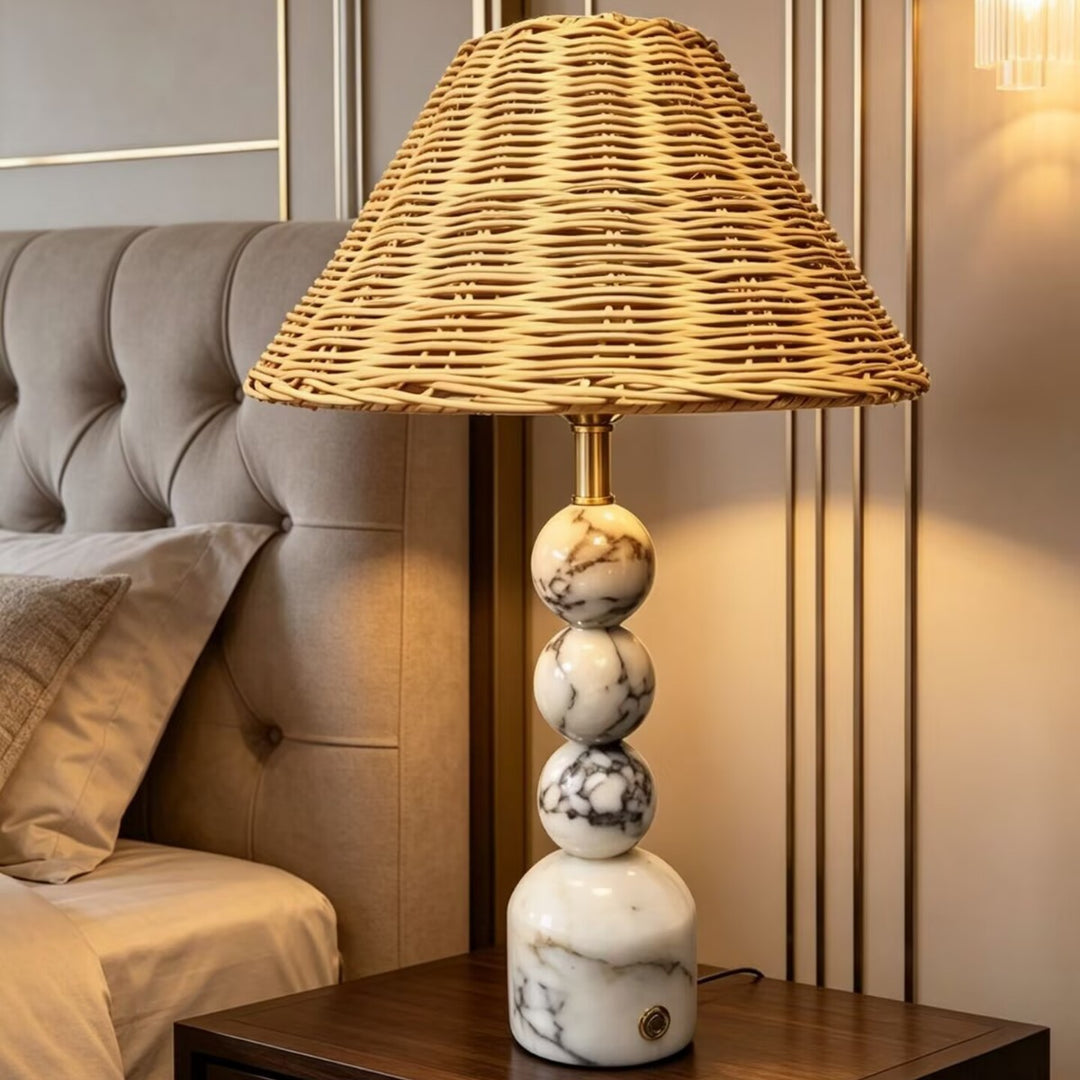 Artistic decorative table lamp