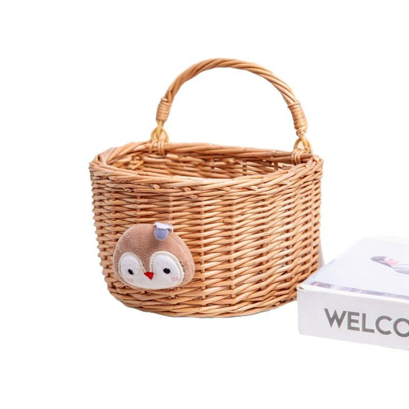Funny storage basket with animal motif