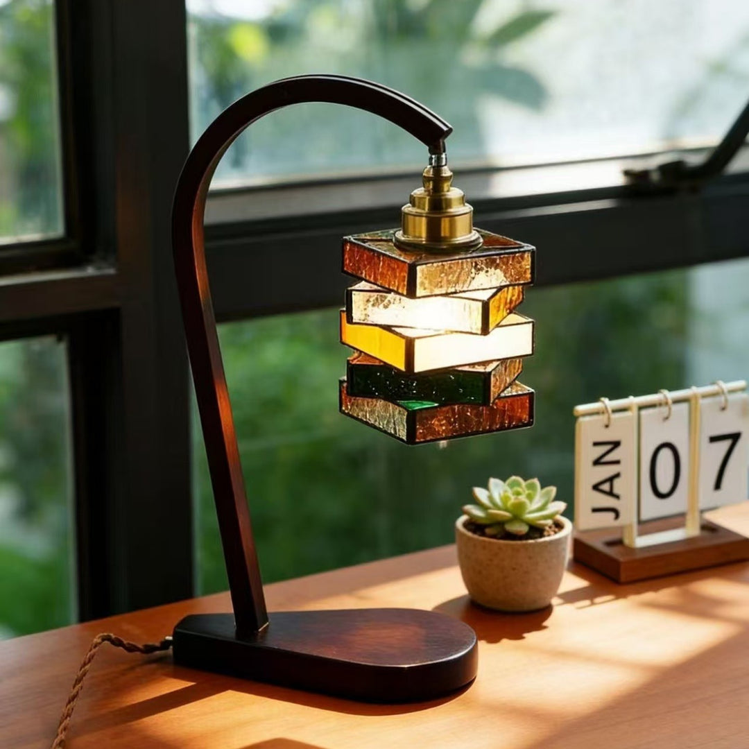 Vintage inspired stained glass table lamp
