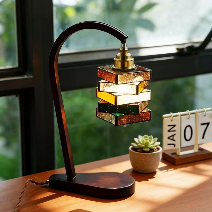 Vintage inspired stained glass table lamp