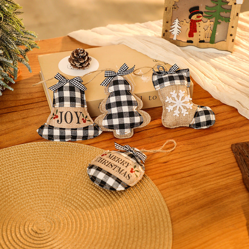 Decorative Christmas tree ornaments in rustic look