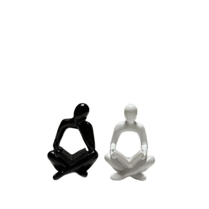 Readying Pose Decorative Figurine