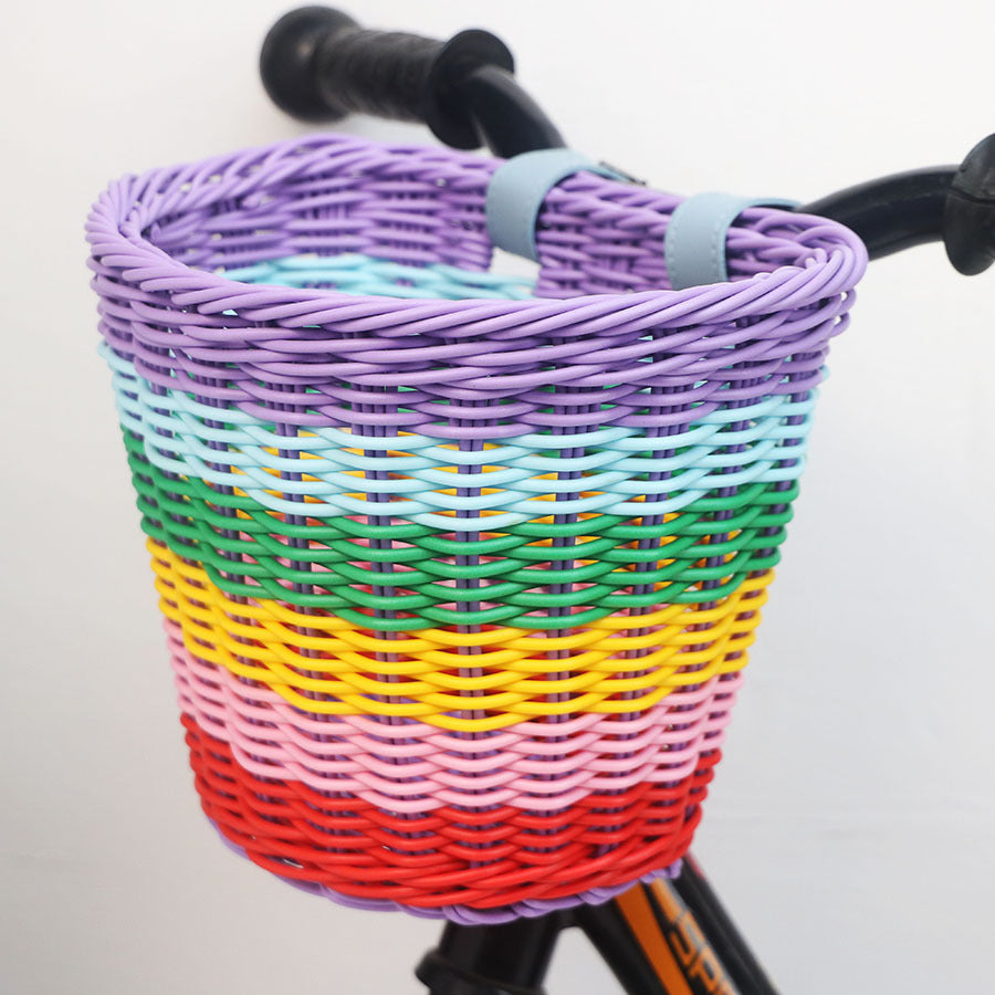 Robust bicycle accessory basket