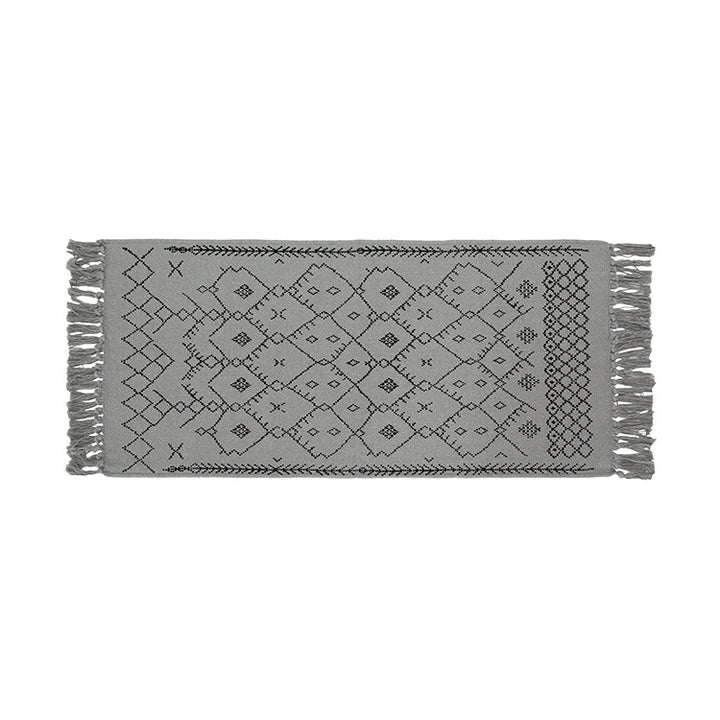 Flat-woven entrance and living room rug with Moroccan diamond jacquard and decorative fringes