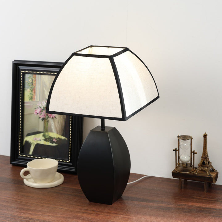 Modern desk lamp