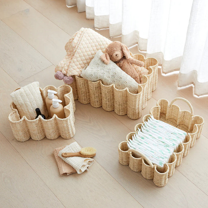 Playful storage basket in flower design