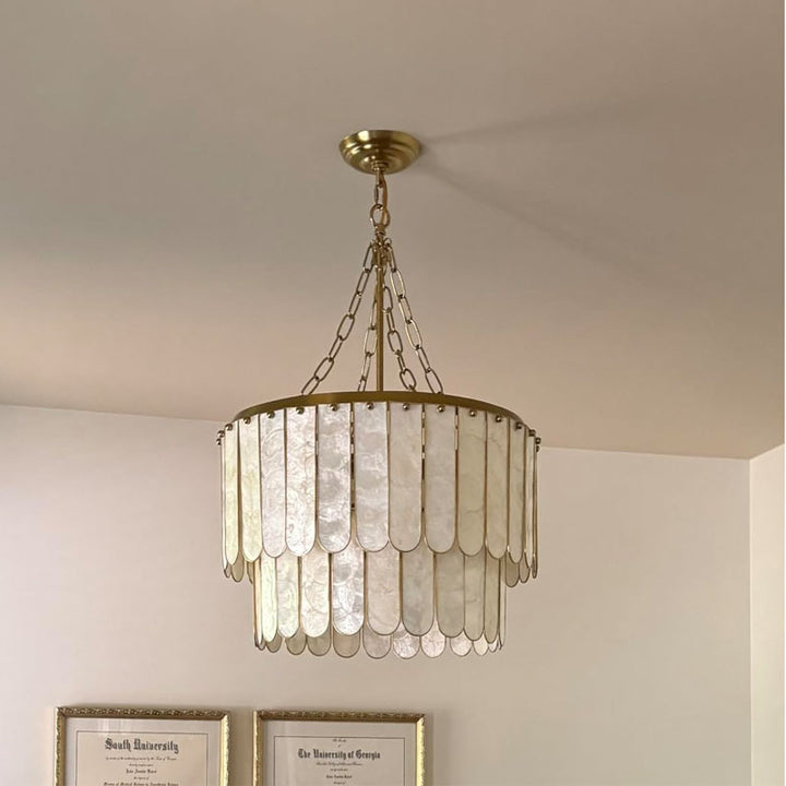 Modern shell pattern pendant lamp