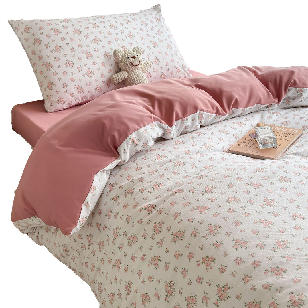 Polka Dot Comforter and Pillow Set