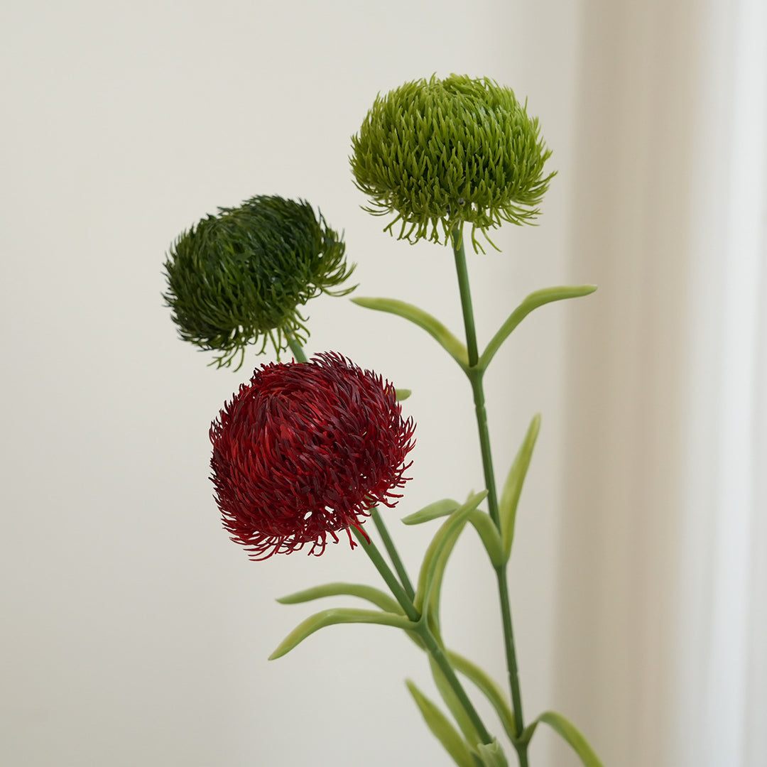 Artificial plant with realistic appearance