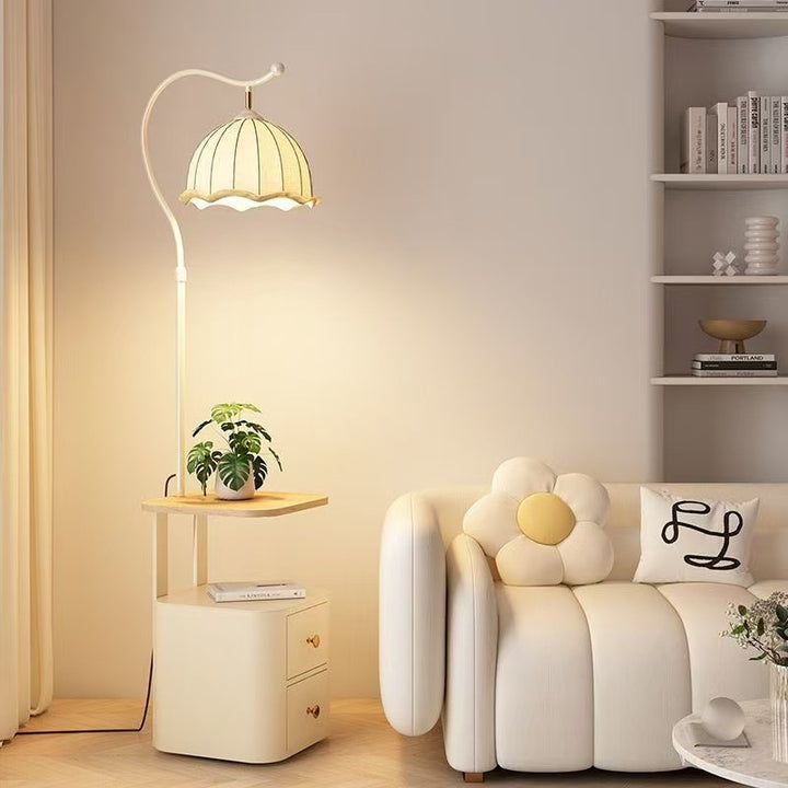 Decorative table lamp