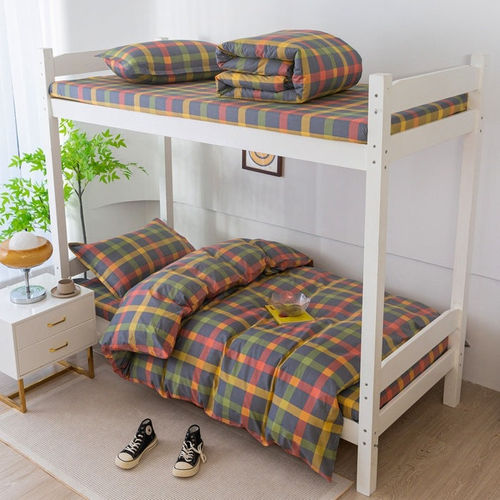 Decorative Gingham Pattern Cozy Bedding Set Avarnia