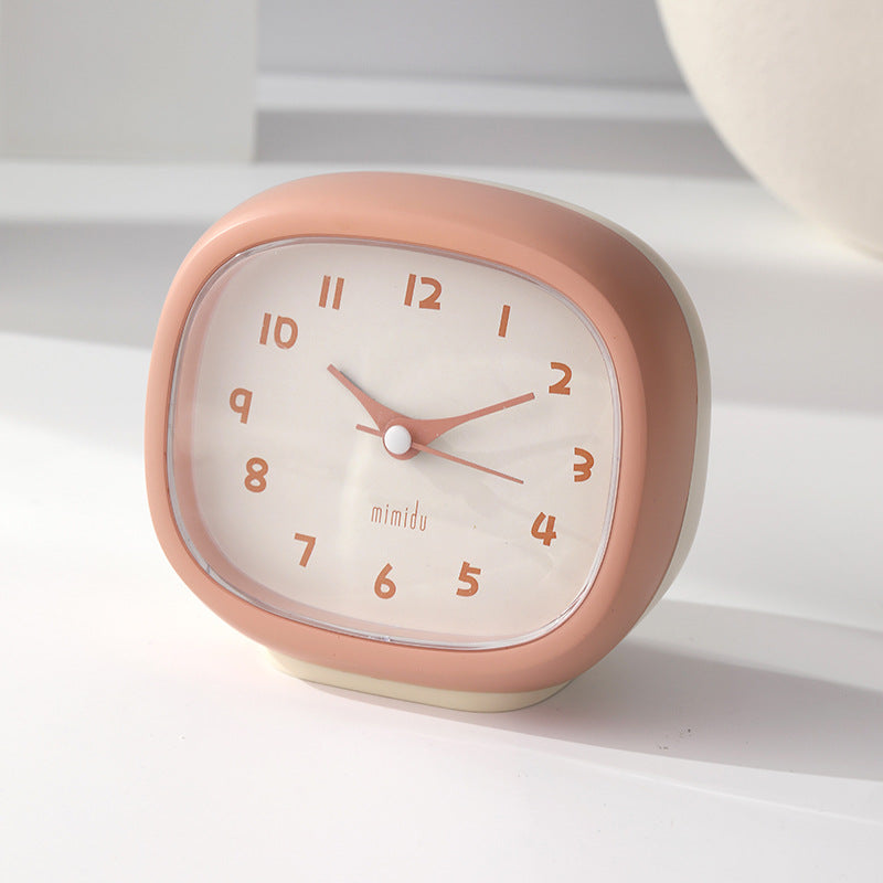 Table Clock in Modern Retro Design