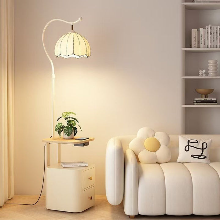 Decorative table lamp