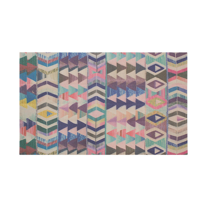 Flat-woven rectangular rug for living and entrance areas with quatrefoil pattern