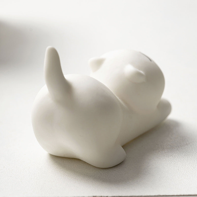 Decorative cat figurine