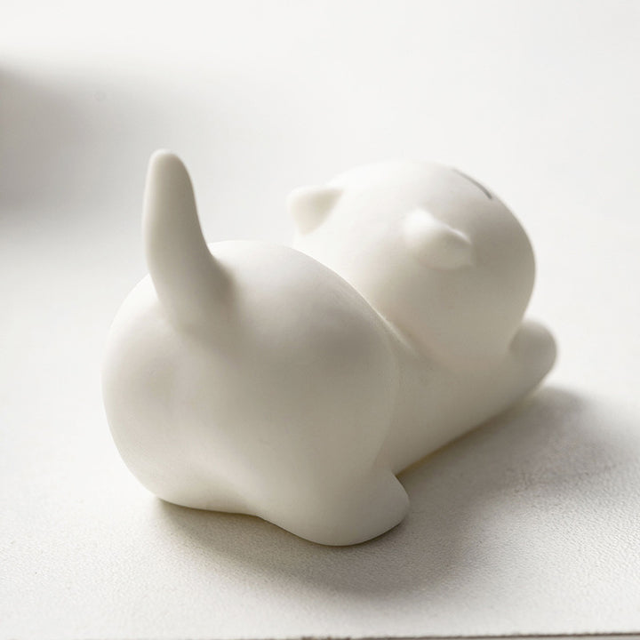 Decorative cat figurine