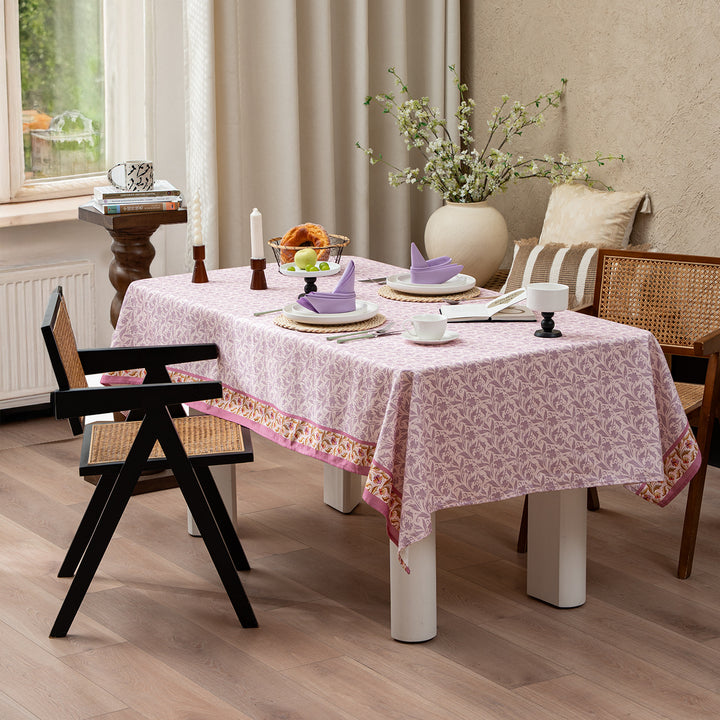 Rectangular tablecloth in country house style made of cotton blend fabric with floral all-over print