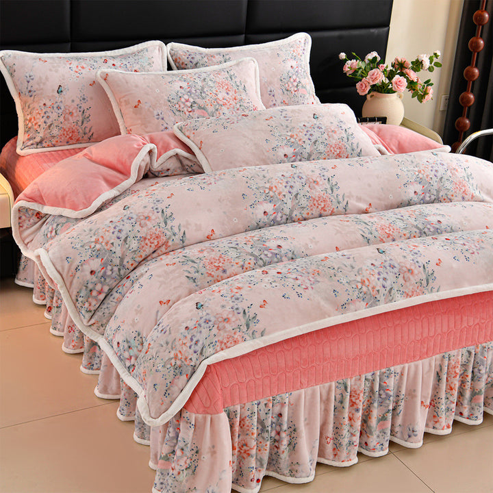 Luxurious Floral Embroidered Bedding Set