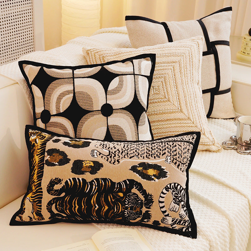 Artistic Tiger Print Decorative Throw Pillow
