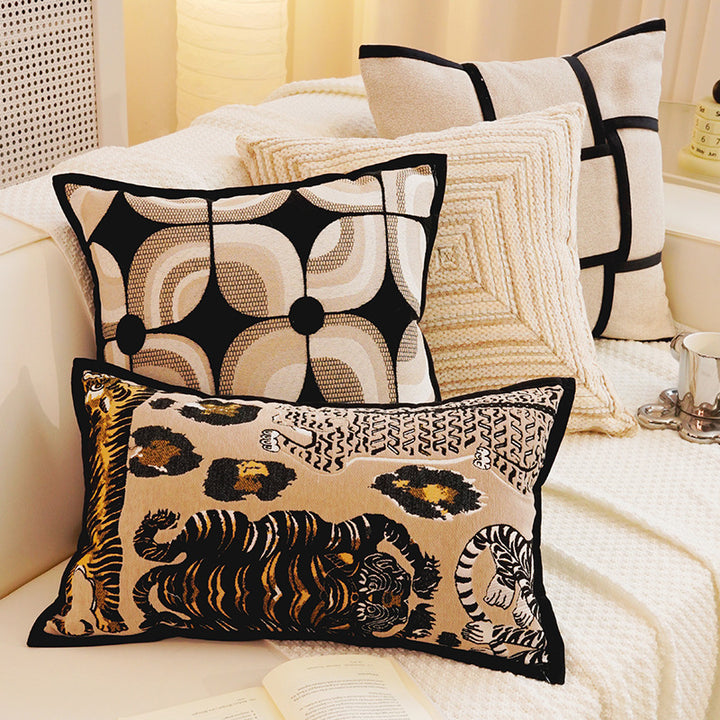 Artistic Tiger Print Decorative Throw Pillow