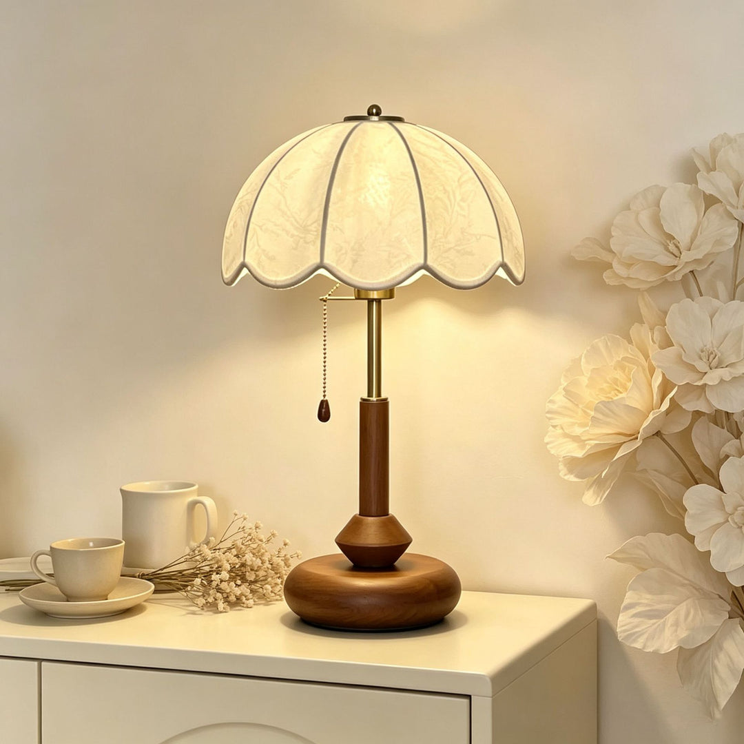 Decorative table lamp