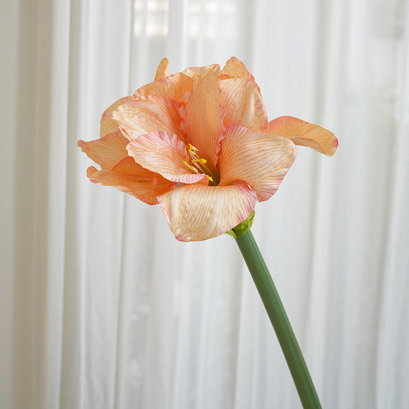High-quality artificial flower