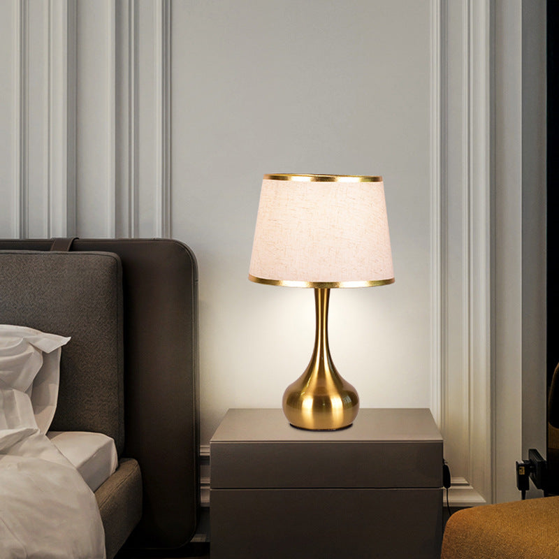 Decorative table lamp