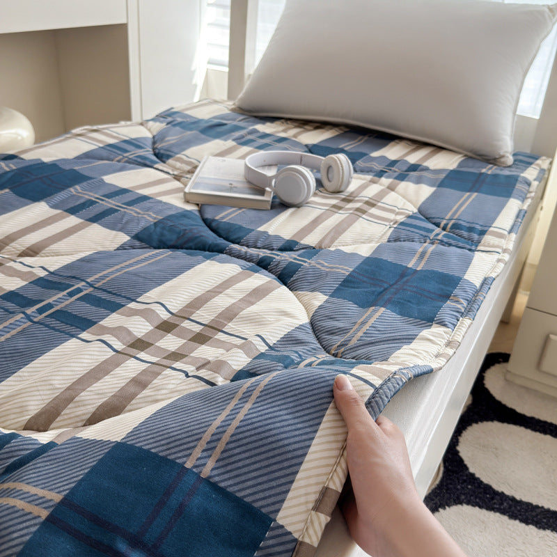 Playful Cartoon-Themed Comforter