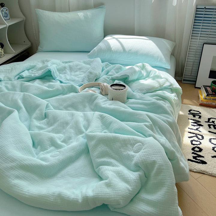 Decorative Soft Textured Bed Blanket Avarnia