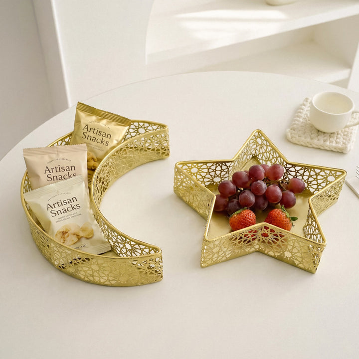 Elegant metal candle holder