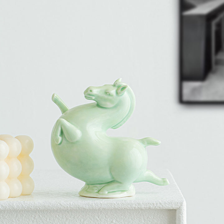 Decorative ceramic figure