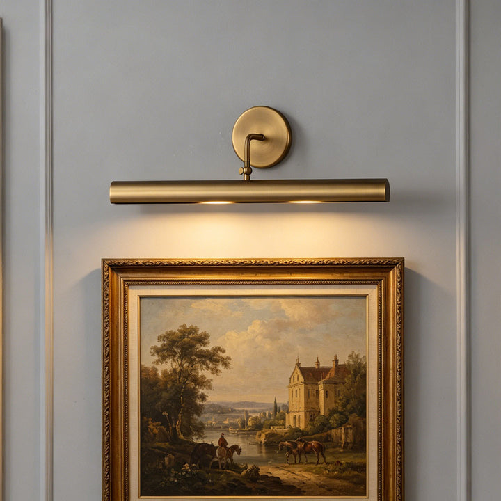 Wall-mounted picture light