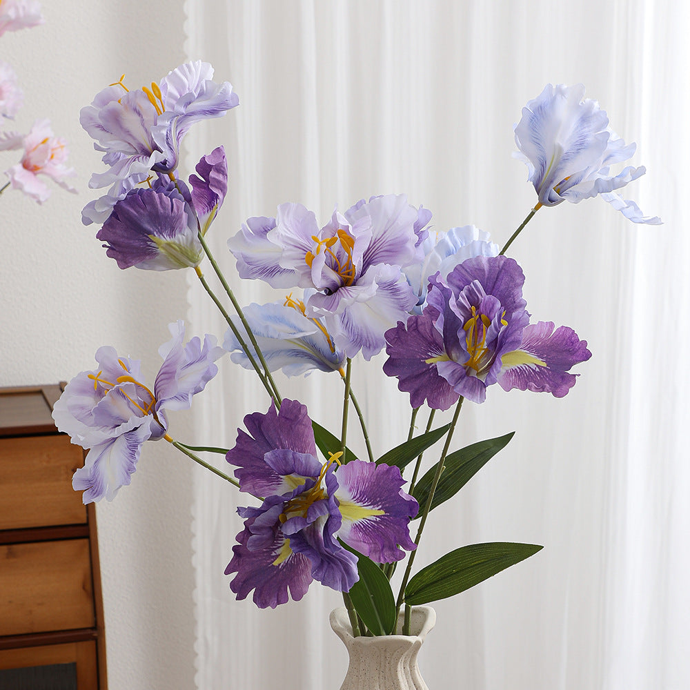 Artificial flower branch with lifelike details