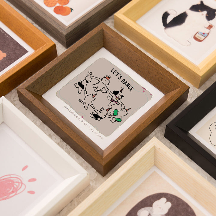 Artistic Fruit-Themed Picture Frame for Home