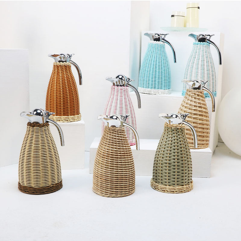 Stylish water carafe with woven design