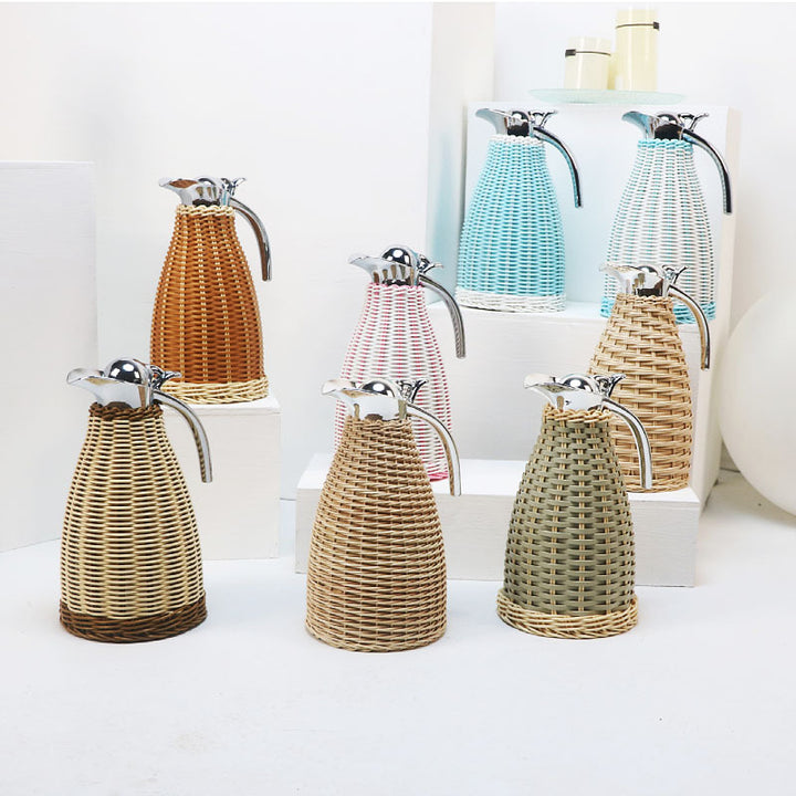 Stylish water carafe with woven design
