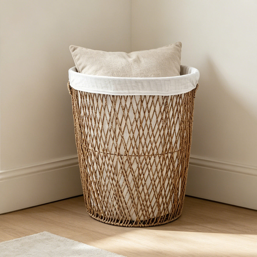 Decorative laundry basket with lid
