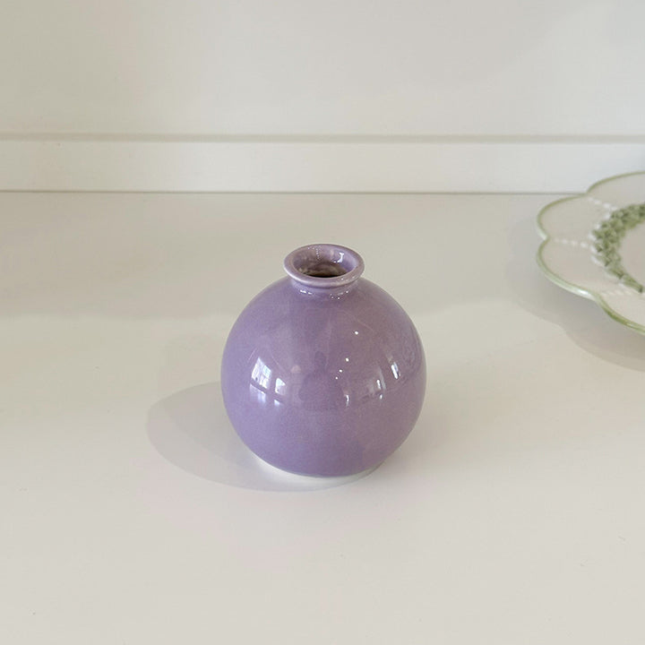 Elegant Ceramic Decorative Vase