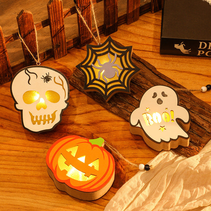 Creepy LED candle in skull design
