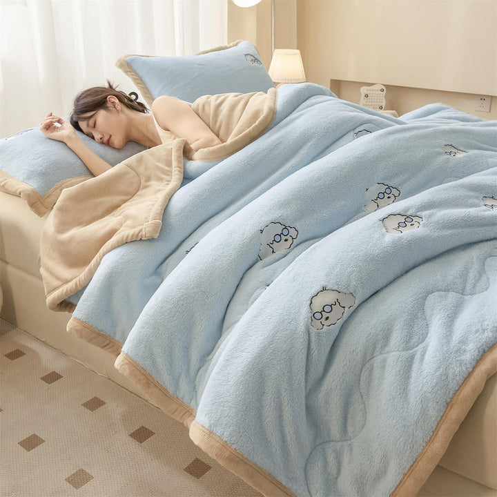 Plush Cartoon-Themed Quilted Comforter