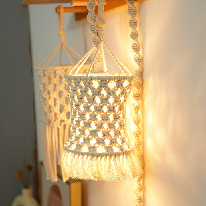 Stylish Macramé Wall Hanging Planter