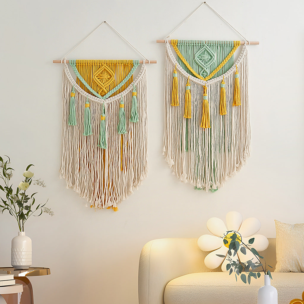 Macramé Wall Hanging Tapestry with Decorative Fringe