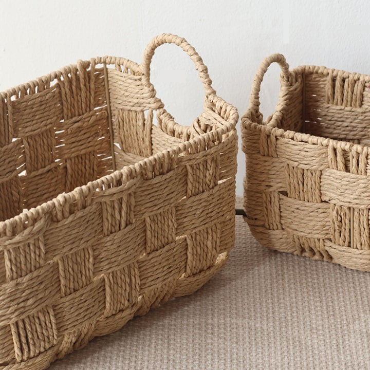 Structured storage basket made of natural material