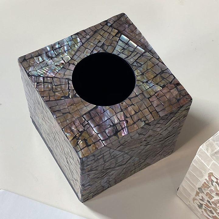 Mosaic paper bin made of natural materials