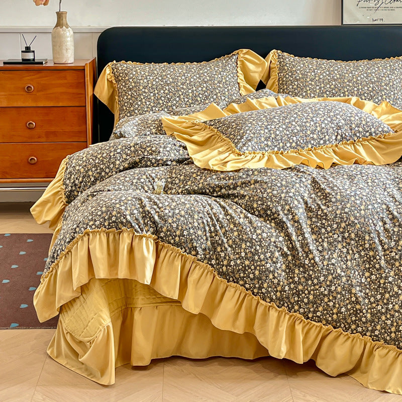 Floral Ruffled Bedding Set