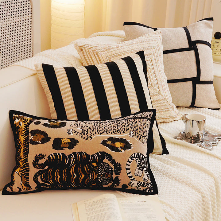Artistic Tiger Print Decorative Throw Pillow