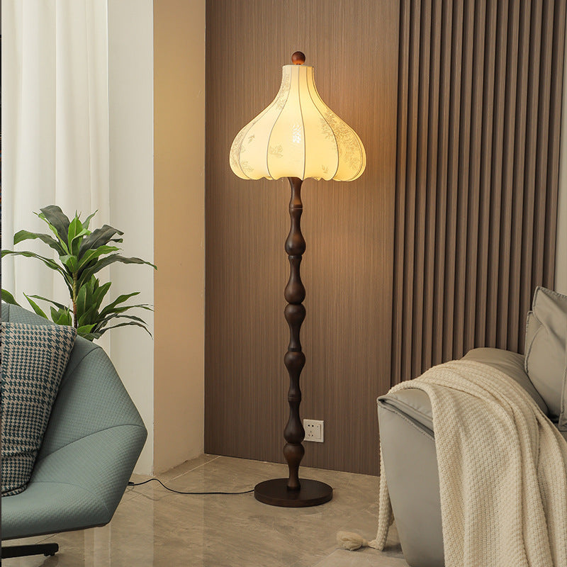 Decorative floor lamp