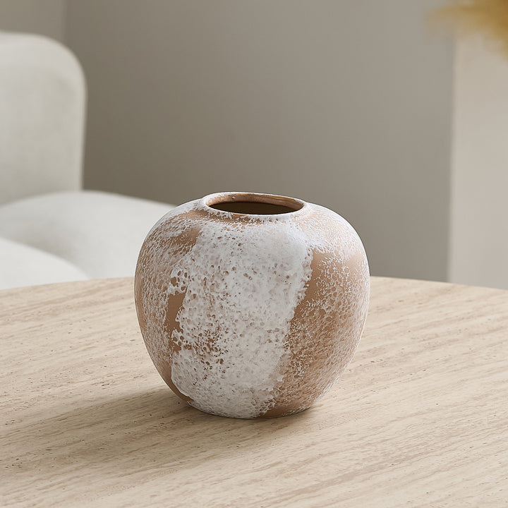 Elegant ceramic vase in Scandinavian style