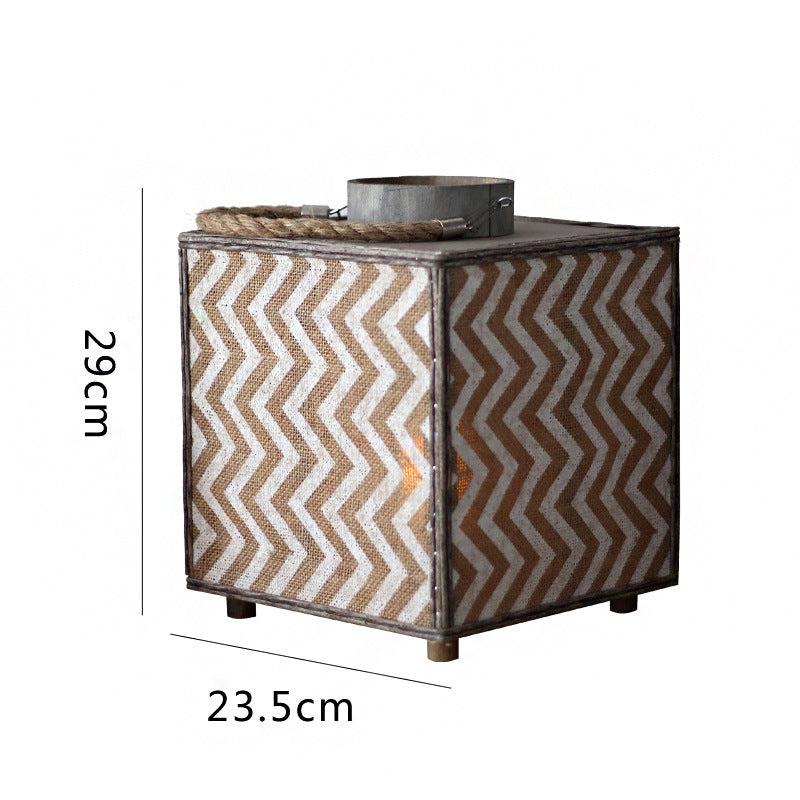 Decorative lantern with zigzag pattern