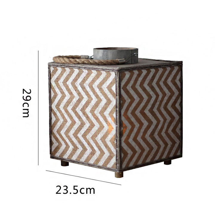 Decorative lantern with zigzag pattern